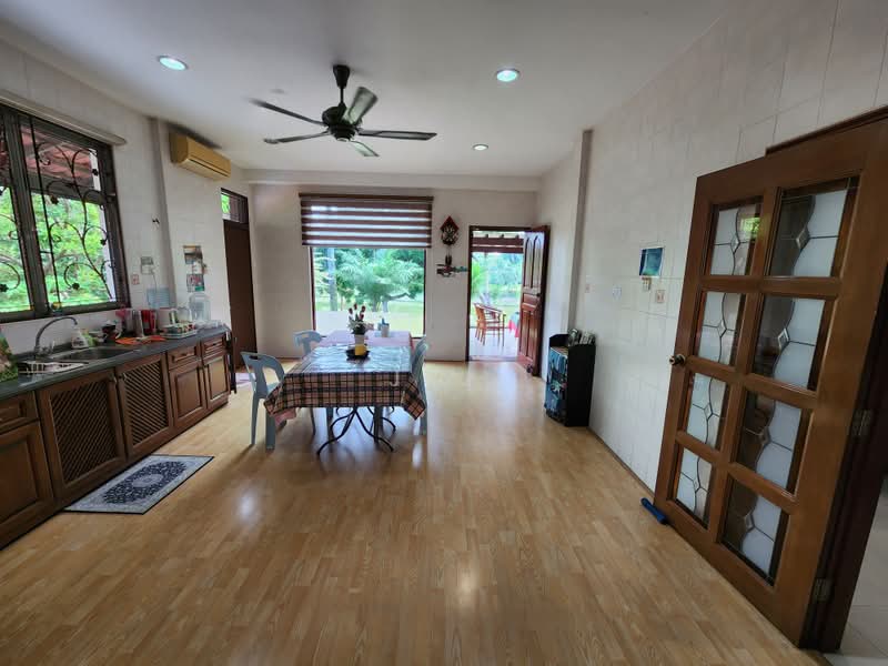Rumah Banglo untuk Dijual di Kota Kemuning (Shah Alam) - J J - Kitchen - PropertyGuru.com.my