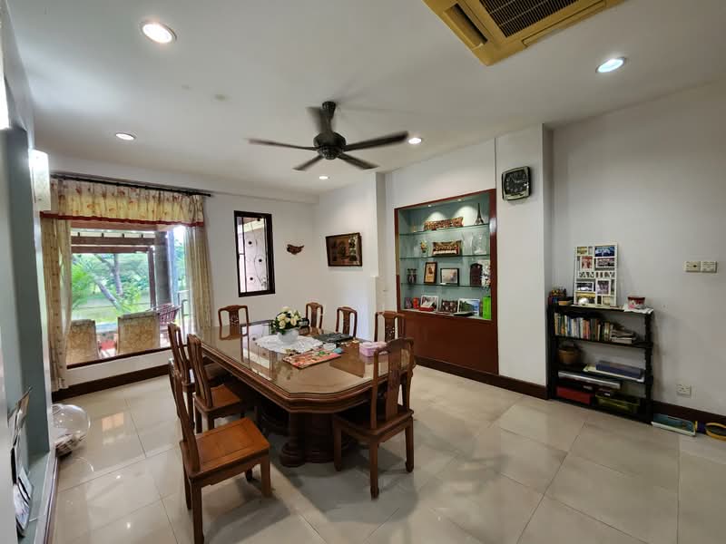 Rumah Banglo untuk Dijual di Kota Kemuning (Shah Alam) - J J - Dining Room - PropertyGuru.com.my