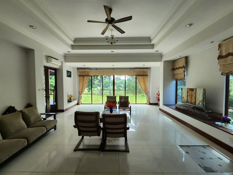 Rumah Banglo untuk Dijual di Kota Kemuning (Shah Alam) - J J - Living Room - PropertyGuru.com.my