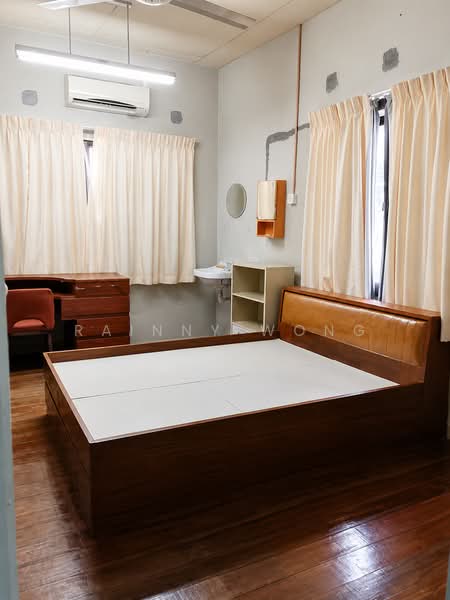 Rumah Berkembar untuk Dijual di Pulau Tikus (Penang) - Rainny Wong - Bedroom - PropertyGuru.com.my