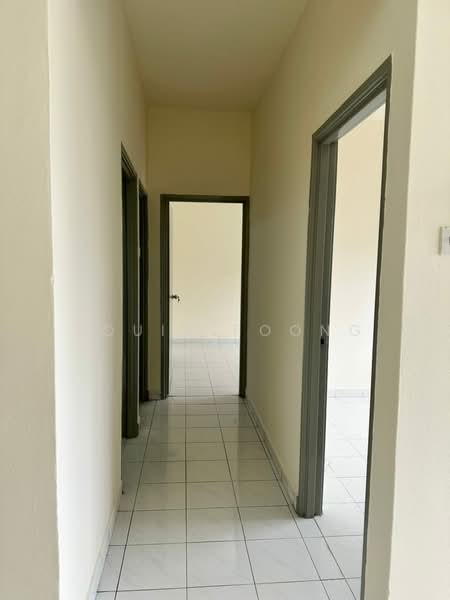 Apartment for Rent at Suria Kipark Damansara - Louis Foong - Corridor - PropertyGuru.com.my