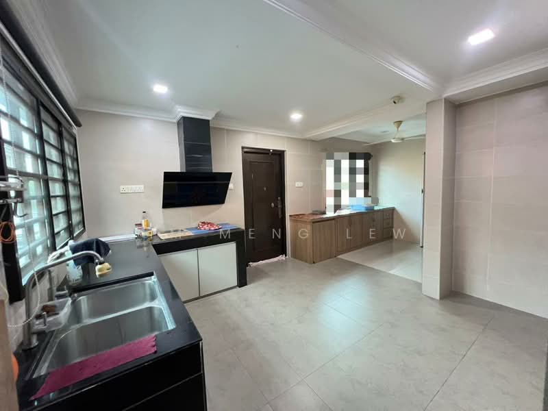 2-storey Terraced House for Sale in Taman Kepong (Kepong) - Kim Meng Lew - Kitchen - PropertyGuru.com.my