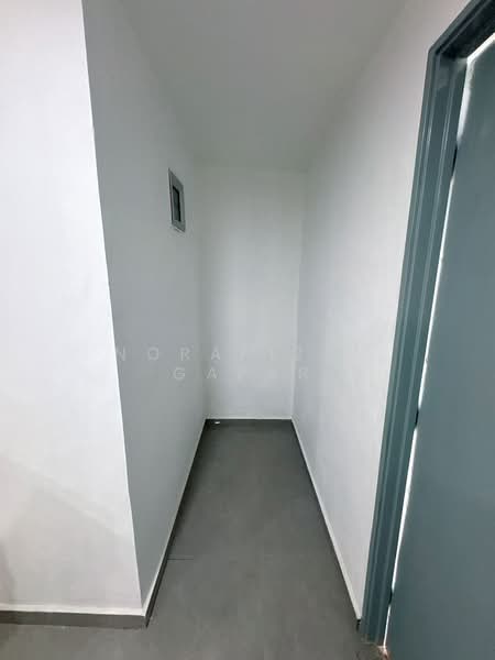Rumah Teres 2 Tingkat untuk Dijual di Taman Tuanku Ampuan Najihah (Sungai Gadut) - NoraFizah Gapar - Corridor - PropertyGuru.com.my