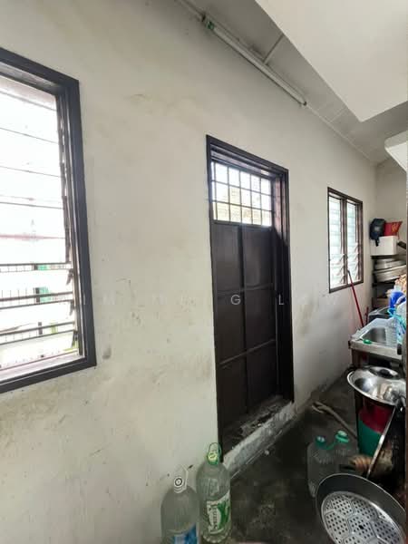 2-storey Terraced House for Sale in Taman Petaling (Kepong) - Kim Meng Lew - Kitchen - PropertyGuru.com.my