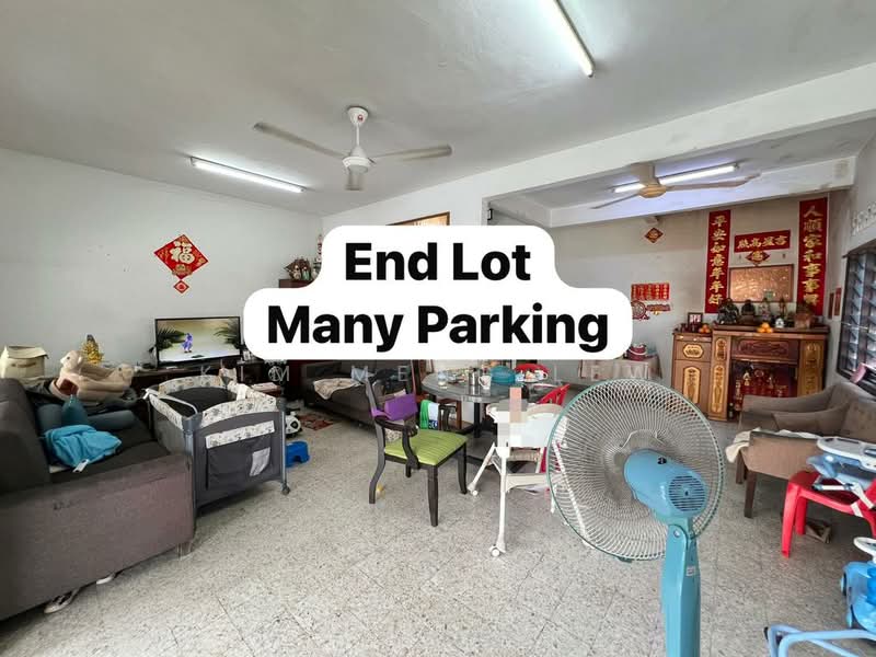 2-storey Terraced House for Sale in Taman Petaling (Kepong) - Kim Meng Lew - Living Room - PropertyGuru.com.my