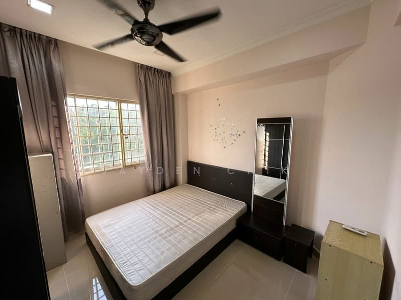 Kondominium untuk Dijual di Sri Hijau - Jayden Chik - Bedroom - PropertyGuru.com.my