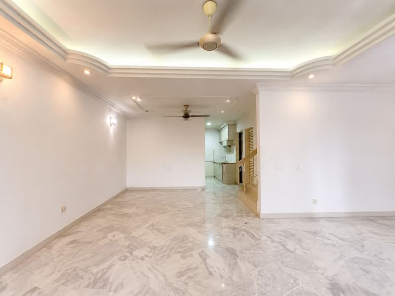 Rumah Teres 2 Tingkat untuk Dijual di Seksyen 9 (Shah Alam) - Arif Mustapha - Living Room - PropertyGuru.com.my