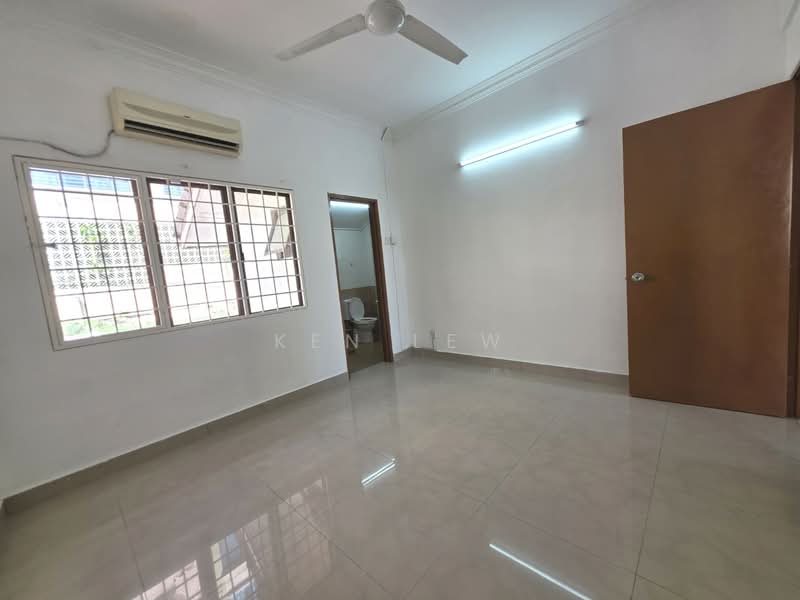 2-storey Terraced House for Rent in Taman Bukit Cheras (Cheras) - Ken Lew - Interior - PropertyGuru.com.my
