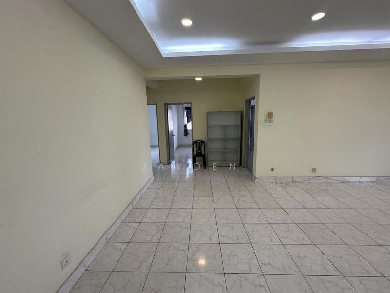 Kondominium untuk Disewa di Midah Ria Condominium - Jayden Chik - Living Room - PropertyGuru.com.my