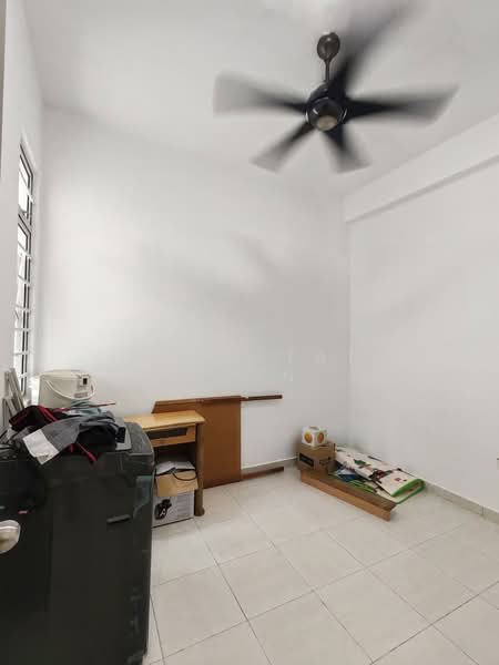 3-storey Terraced House for Sale in Taman Kundang Jaya (Rawang) - Yoon Tat Chin - Interior - PropertyGuru.com.my