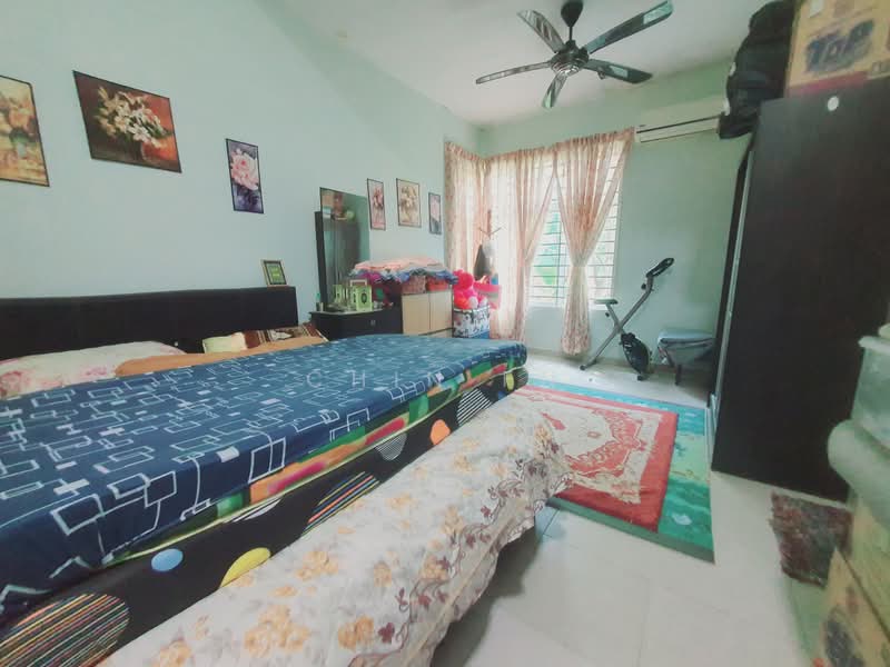 Bungalow for Sale in Taman Belimbing Setia (Durian Tunggal) - CHIN FN - Bedroom - PropertyGuru.com.my