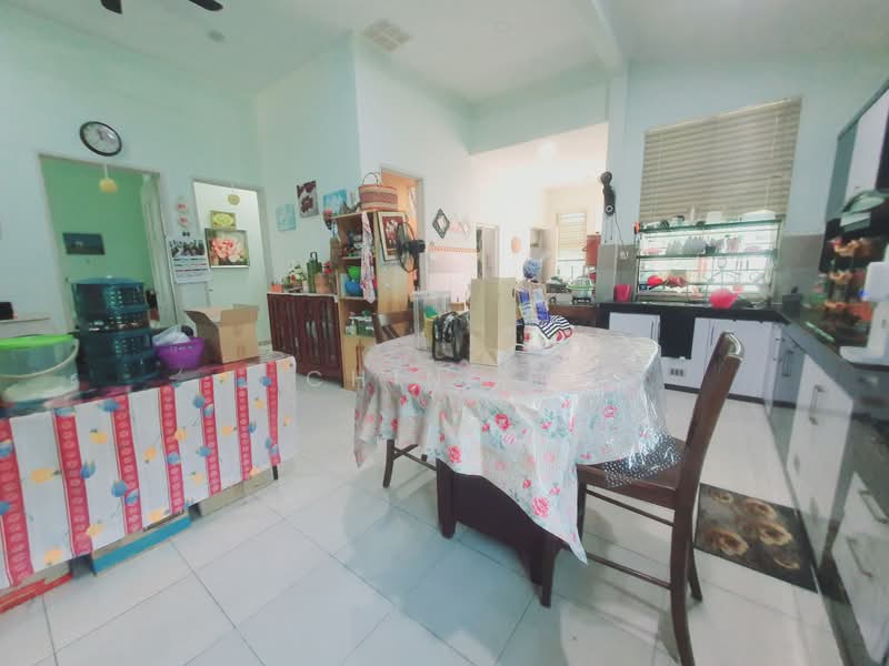 Bungalow for Sale in Taman Belimbing Setia (Durian Tunggal) - CHIN FN - Kitchen - PropertyGuru.com.my