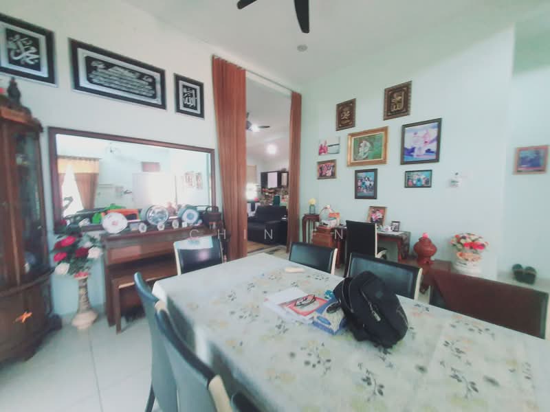 Bungalow for Sale in Taman Belimbing Setia (Durian Tunggal) - CHIN FN - Dining Room - PropertyGuru.com.my
