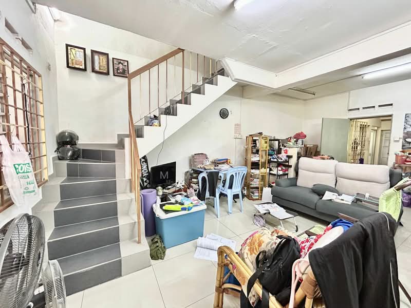2-storey Terraced House for Sale in Bandar Baru Permas Jaya (Permas Jaya) - Tommy Tai - Living Room - PropertyGuru.com.my