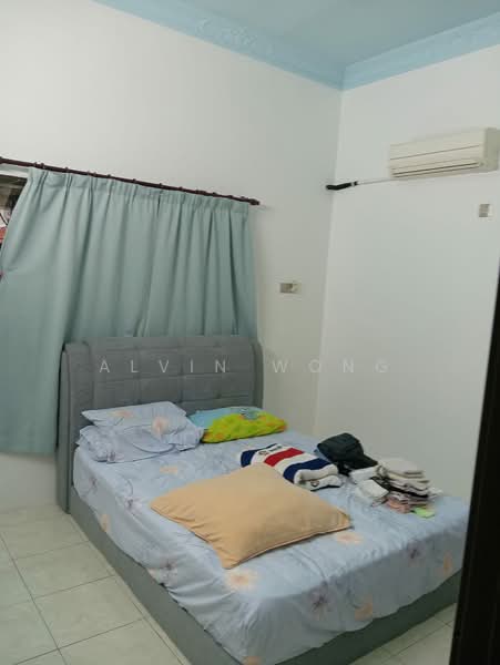 Bungalow for Sale in Taman Ipoh Jaya Timur (Ipoh) - Alvin Wong - Bedroom - PropertyGuru.com.my