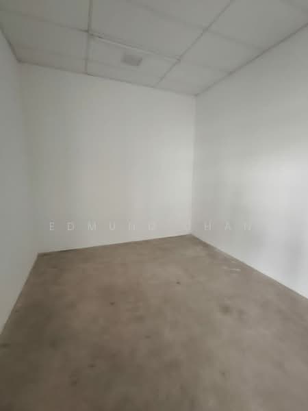 Gudang untuk Disewa di Seksyen 22 (Shah Alam) - Edmund Chan - Interior - PropertyGuru.com.my