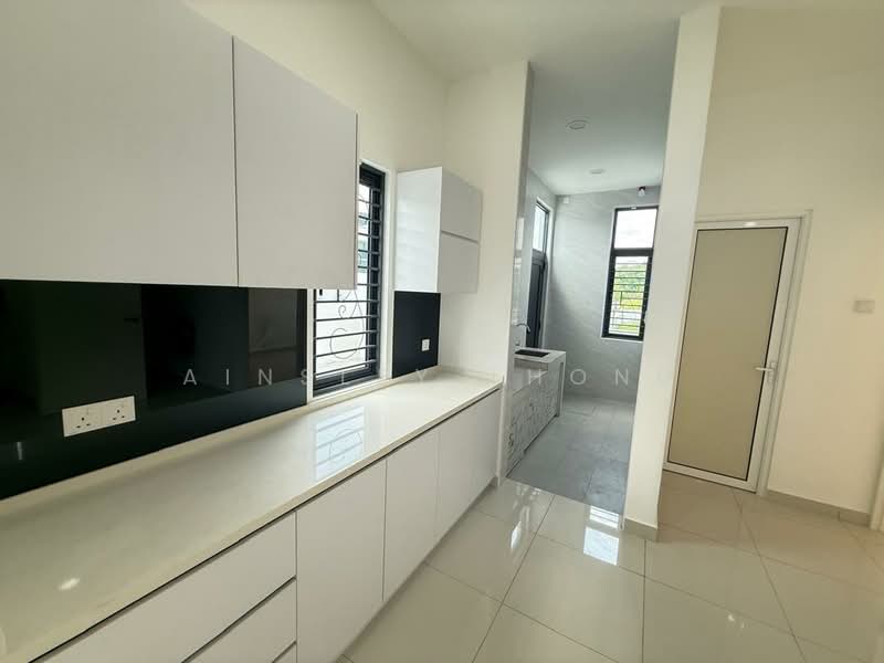 2-storey Terraced House for Rent in Bandar Seri Botani (Simpang Pulai) - Ainsley Thong - Kitchen - PropertyGuru.com.my