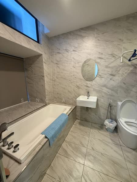 Servis Apartment untuk Dijual di Imperio Residence - Sinclair Tan - Bathroom - PropertyGuru.com.my