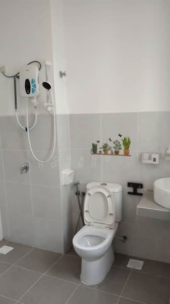 2-storey Terraced House for Rent in Bukit Pelali (Pengerang) - Chang Hoong Wen - Bathroom - PropertyGuru.com.my