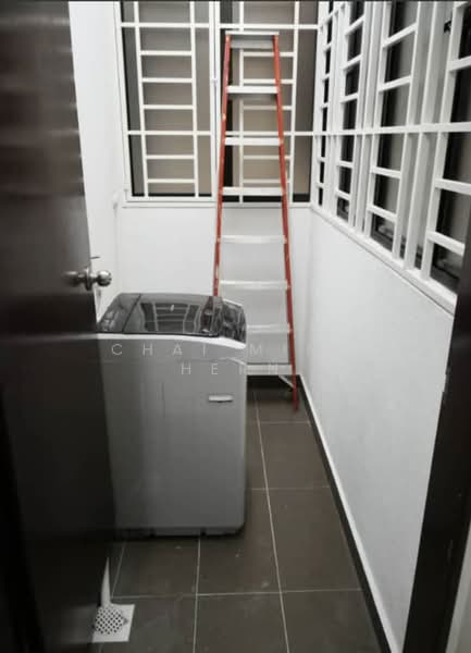 Kondominium untuk Disewa di Oasis 2 Residence - Chai Ming Hern - Balcony - PropertyGuru.com.my