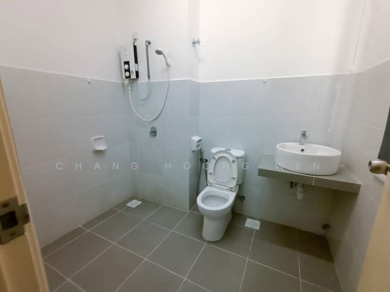 2-storey Terraced House for Rent in Bukit Pelali (Pengerang) - Chang Hoong Wen - Bathroom - PropertyGuru.com.my