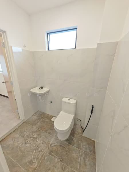 Rumah Teres 2 Tingkat untuk Dijual di Bandar Mahkota Cheras (Cheras) - Mac Chong - Bathroom - PropertyGuru.com.my