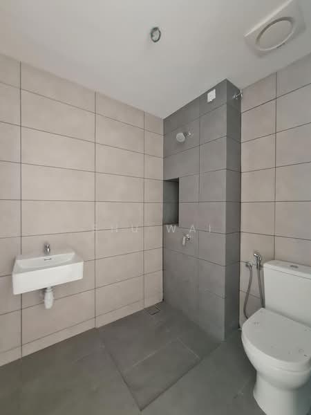 Rumah Teres 2-Tingkat untuk Dijual di Bandar Bukit Puchong 2 (Puchong) - Shu Wai - Bathroom - PropertyGuru.com.my