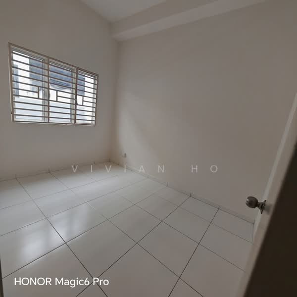 Terraced House for Rent in Sungai Buloh (Selangor) - Vivian Ho - Interior - PropertyGuru.com.my