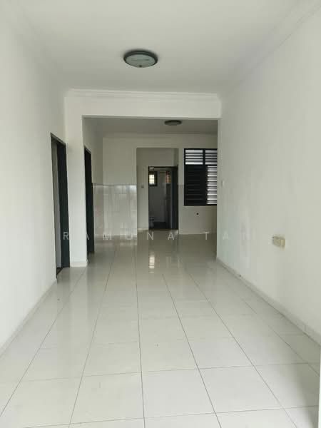 Apartment for Sale at Golden Showers (Kondo Ruby) - Ramona Tan - Interior - PropertyGuru.com.my