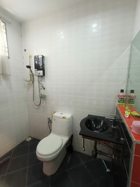 Rumah Berkembar untuk Dijual di Taman Nusa Idaman (Iskandar Puteri (Nusajaya)) - Tommy Tai - Bathroom - PropertyGuru.com.my