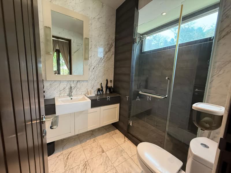 Rumah Banglo untuk Dijual di Taman Kolam Air (Johor Bahru) - SASER TAN. - Bathroom - PropertyGuru.com.my