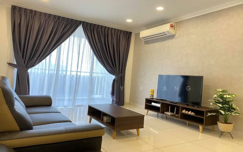 Kediaman Servis untuk Dijual di Arena Residences - Kingsley Phang - Living Room - PropertyGuru.com.my