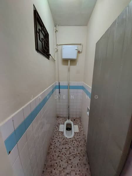 Rumah Teres 1 Tingkat untuk Dijual di Taman Abad (Johor Bahru) - Jayden Ng - Bathroom - PropertyGuru.com.my