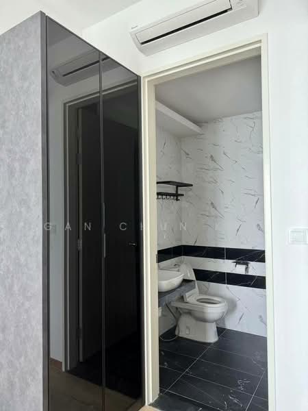 Condominium for Rent at QuayWest Residence - Gan Chun Kai - Bathroom - PropertyGuru.com.my