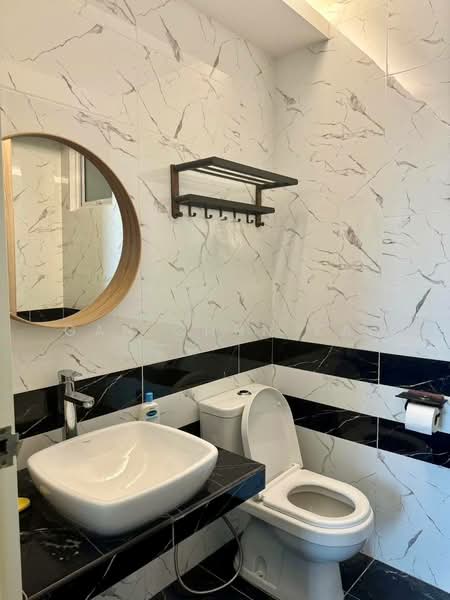 Condominium for Rent at QuayWest Residence - Gan Chun Kai - Bathroom - PropertyGuru.com.my