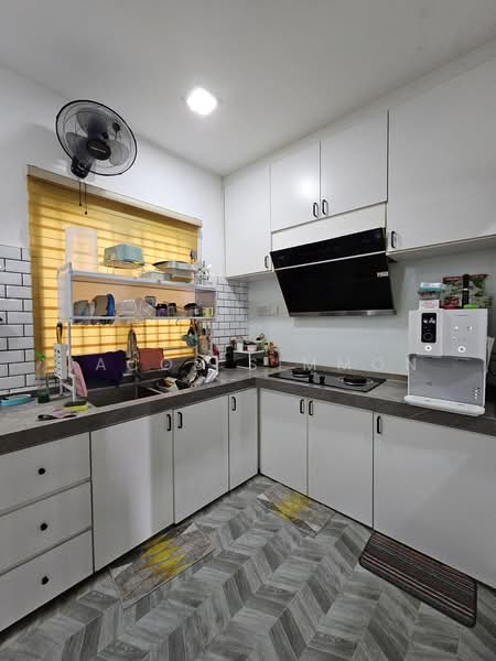 2-storey Terraced House for Rent in Dengkil (Selangor) - Jacob Simmon - Kitchen - PropertyGuru.com.my