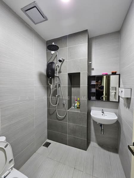 2-storey Terraced House for Rent in Dengkil (Selangor) - Jacob Simmon - Bathroom - PropertyGuru.com.my