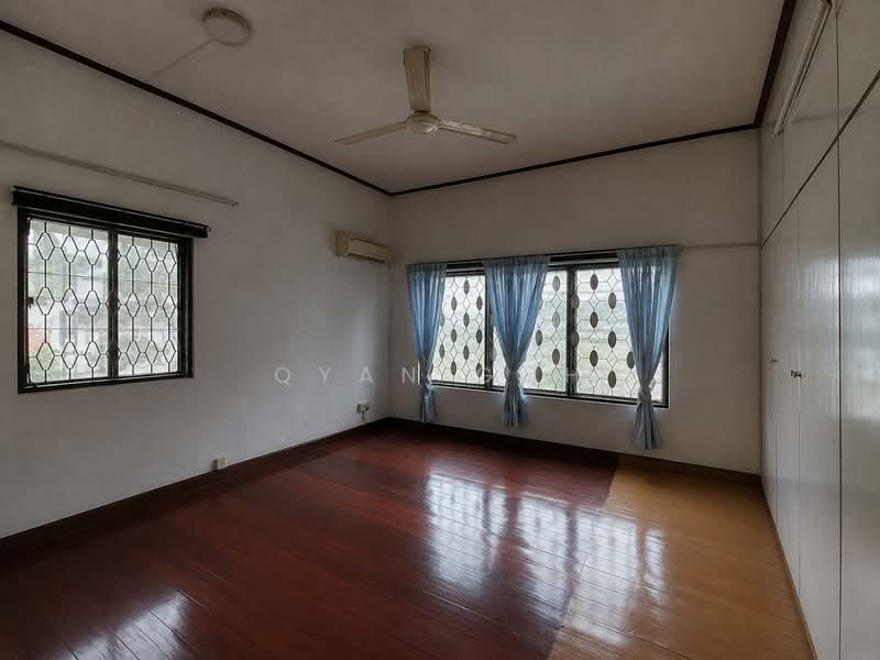 Semi-Detached House for Sale in Island Park (Jelutong) - Qyan Goh - Bedroom - PropertyGuru.com.my