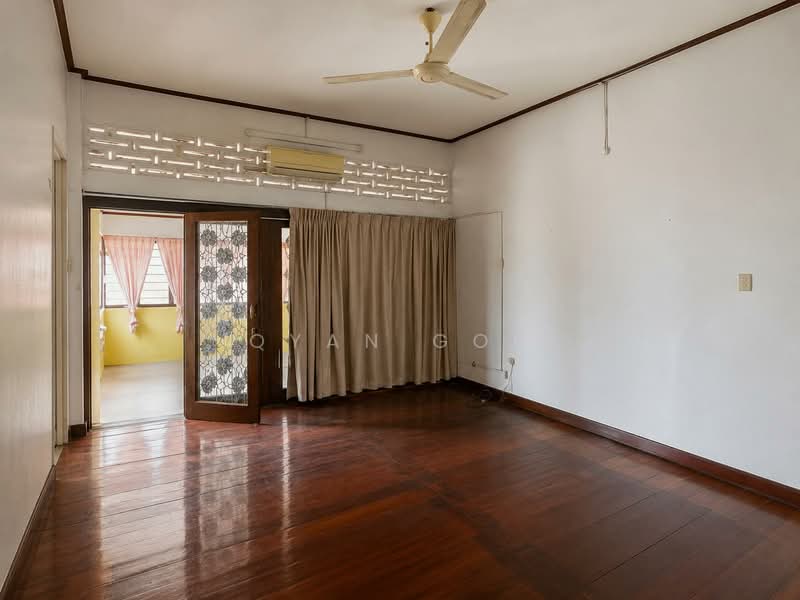 Semi-Detached House for Sale in Island Park (Jelutong) - Qyan Goh - Living Room - PropertyGuru.com.my