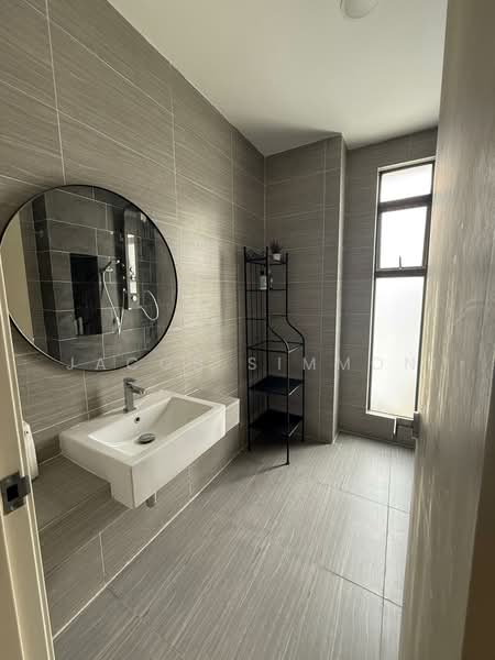 2-storey Terraced House for Rent in Dengkil (Selangor) - Jacob Simmon - Bathroom - PropertyGuru.com.my