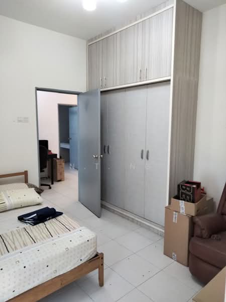 Semi-Detached House for Rent in Bandar Saujana Putra (Tanjong Duabelas) - N.T. Ng - Bedroom - PropertyGuru.com.my