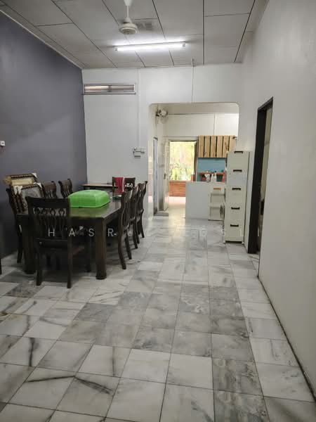 Semi-Detached House for Sale in Lunas (Kedah) - Hasrul Rosli - Dining Room - PropertyGuru.com.my
