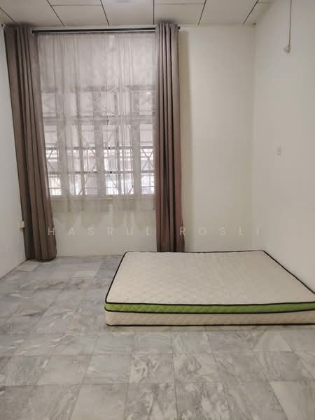 Semi-Detached House for Sale in Lunas (Kedah) - Hasrul Rosli - Bedroom - PropertyGuru.com.my