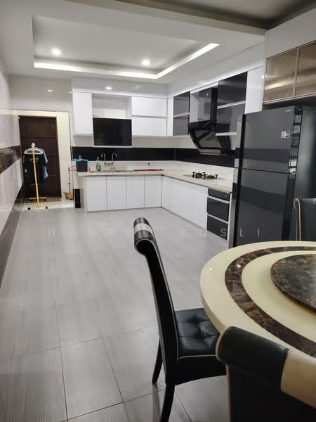 Semi-Detached House for Sale in Taman Wira Indah (Sungai Petani) - Hasrul Rosli - Kitchen - PropertyGuru.com.my