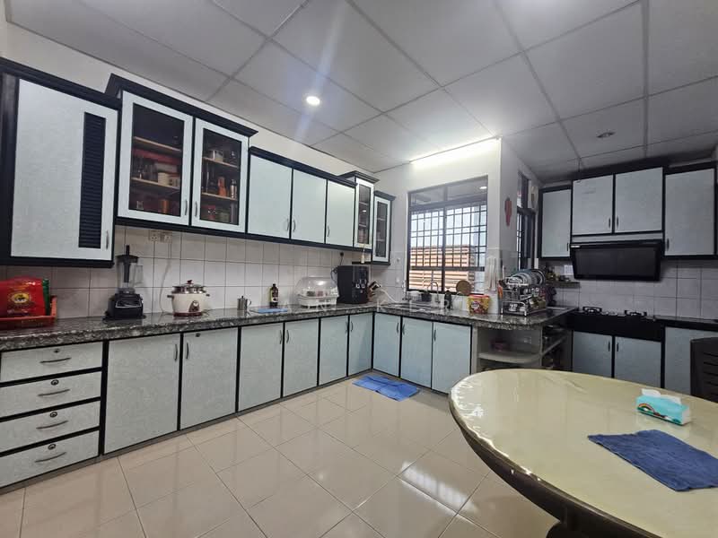 Apartment for Sale at Desa Permai Indah Apartment - Han Ker - Kitchen - PropertyGuru.com.my