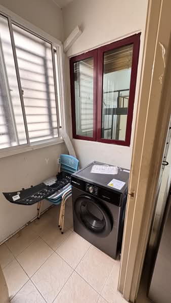 Kondominium untuk Dijual di Savanna Condominium - Yen Lim - Balcony - PropertyGuru.com.my