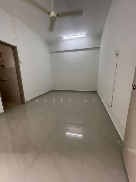 Condominium for Rent at Ridzuan Condominium - Pearly Gan - Interior - PropertyGuru.com.my