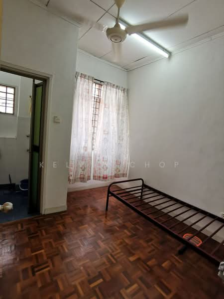 Rumah Teres 2 Tingkat untuk Disewa di Pasir Gudang (Johor) - Kelvin Chop - Bedroom - PropertyGuru.com.my