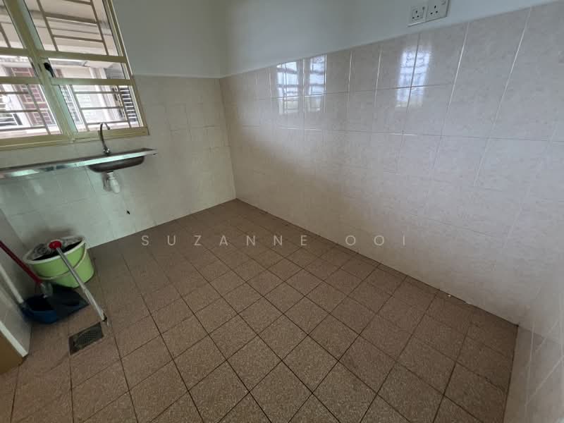 Pangsapuri untuk Dijual di Krystal Suria - Suzanne Ooi - PropertyGuru.com.my