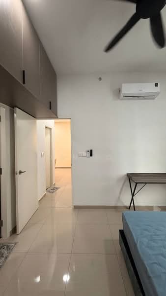 Servis Apartment untuk Disewa di Mesahill - Joan Loh - Corridor - PropertyGuru.com.my